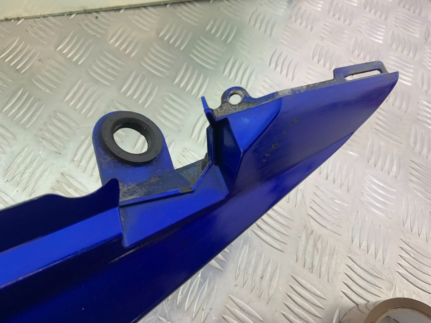 SUZUKI SV1000 SV 1000 K4 LEFT SEAT PANEL  YEAR 2003-2007 (CMB1042)