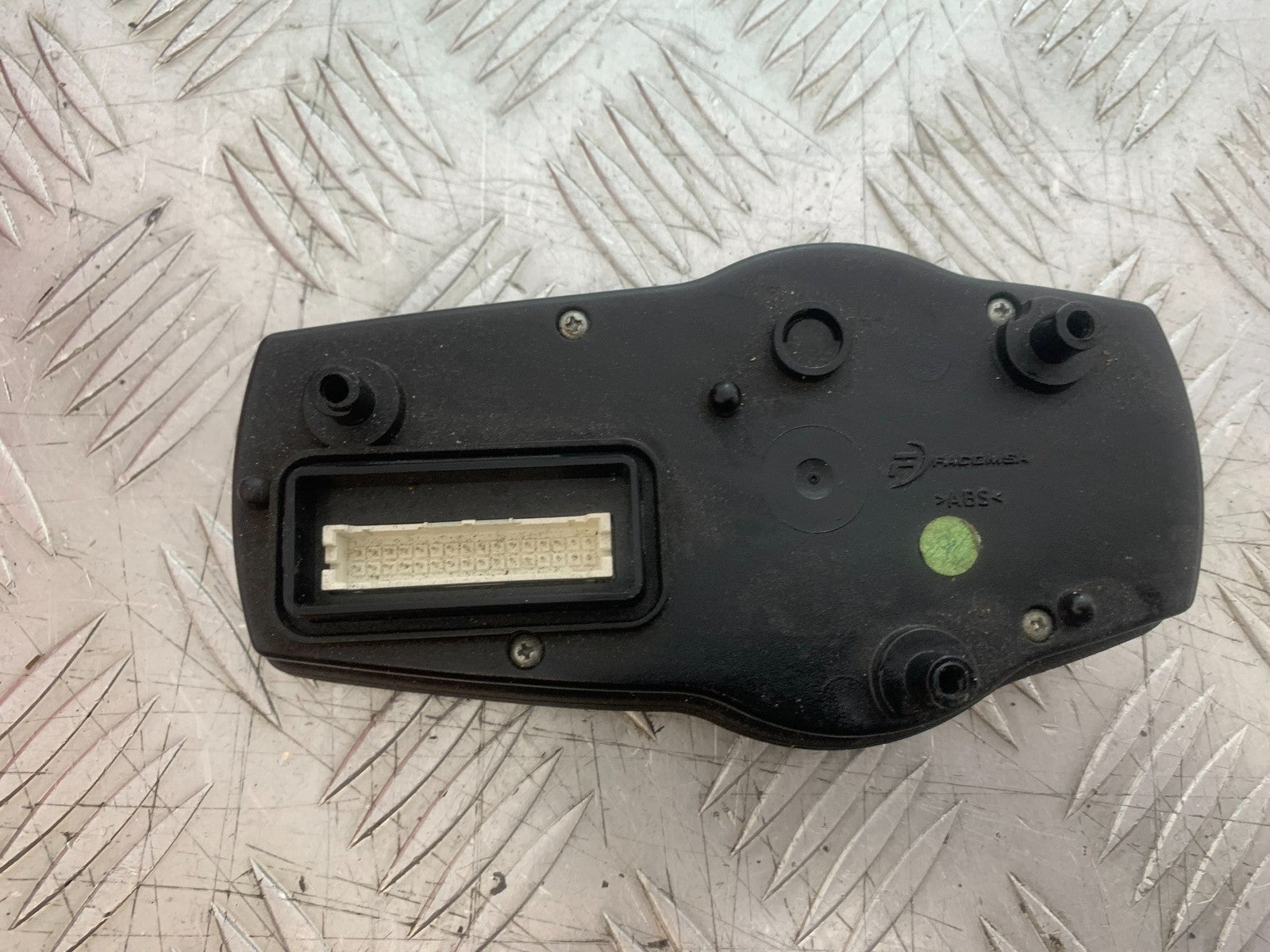KTM 990 SUPER DUKE CLOCKS SPEEDO DASH  YEAR 2007-2011  (CMB1207)