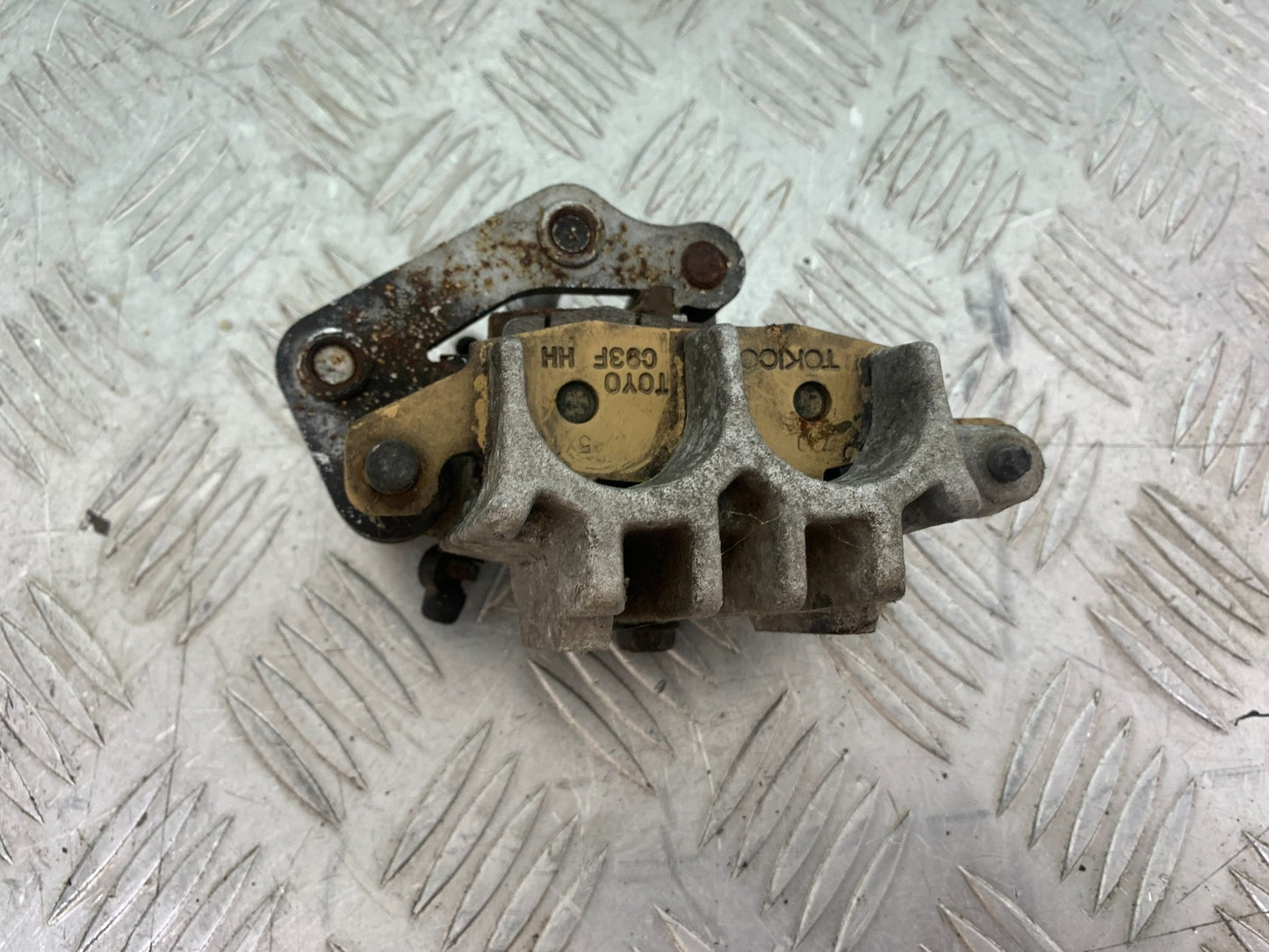 KAWASAKI VN1500 CLASSIC FRONT BRAKE CALIPER   YEAR 1999 -2006 (CMB1166)