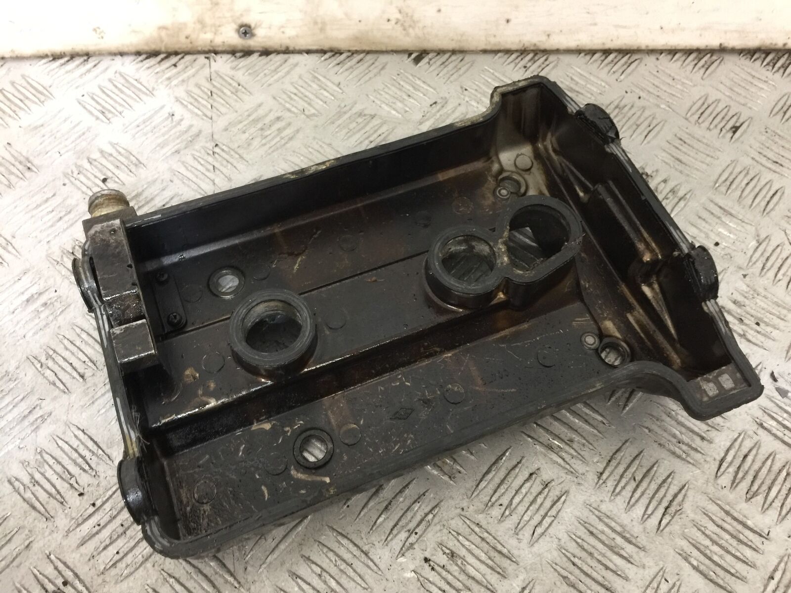 YAMAHA XTZ 750 SUPER TENERE ROCKER COVER  YEAR 1990-1995 (STOCK 889)