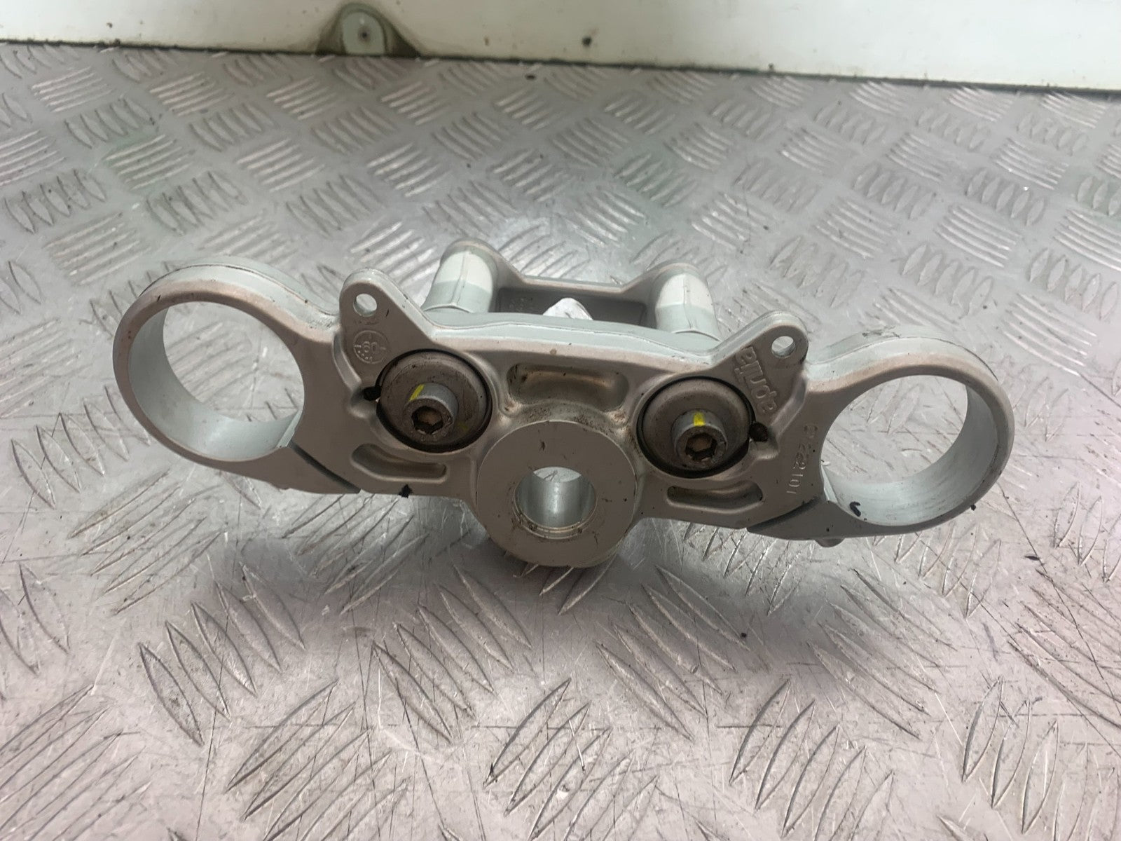 APRILIA SL750 SL 750 SHIVER TOP YOKE YEAR 2008-2016 (CMB1242)
