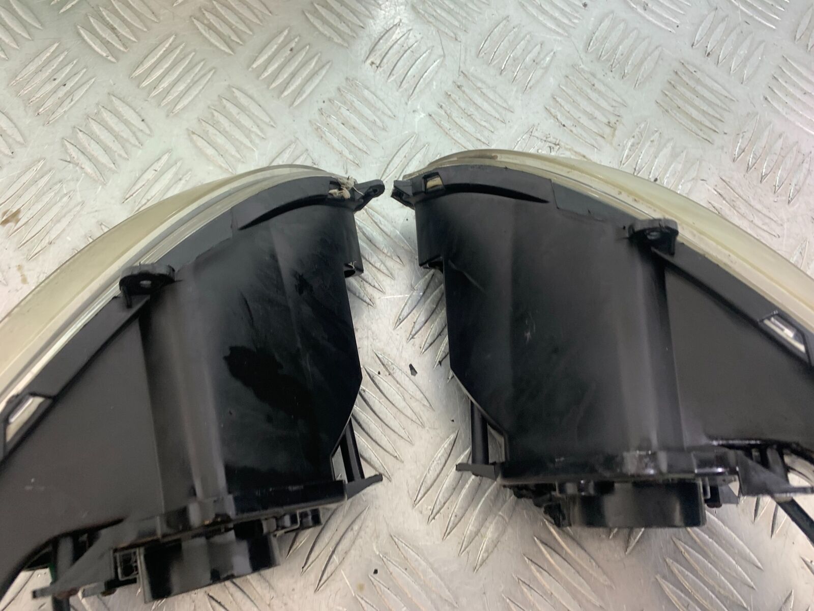 LEXMOTO MATADOR 125 JJ125T-17 HEADLIGHTS  (CMB1115)