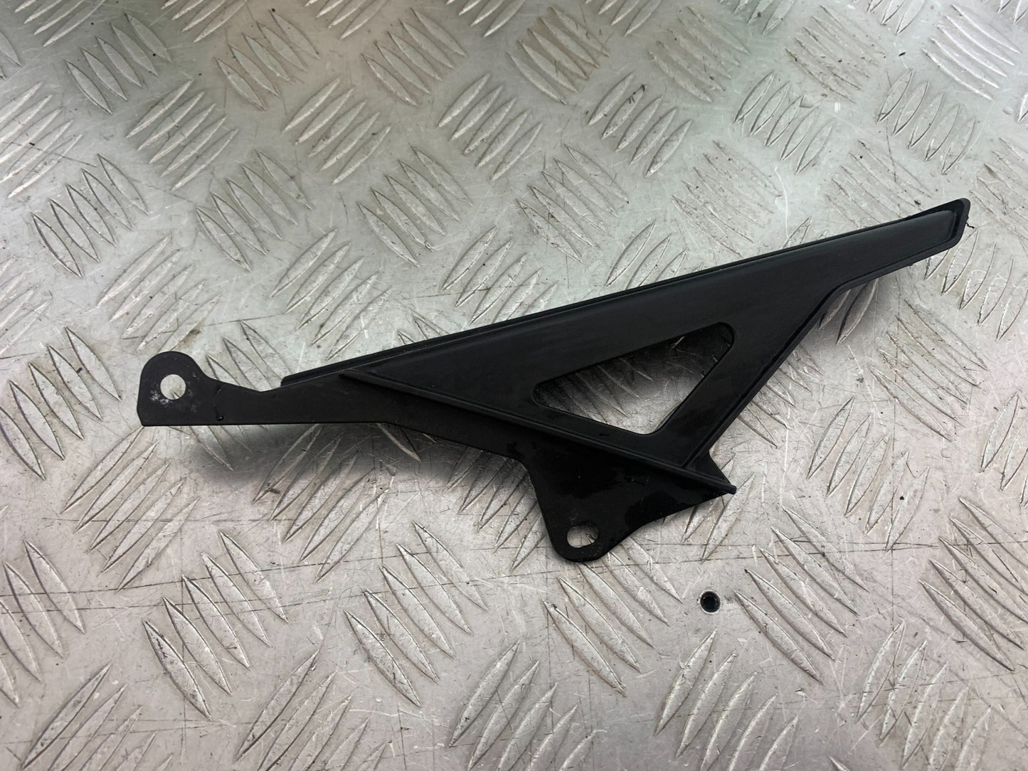 APRILIA TUONO 1000 V4 CHAIN GUARD   YEAR 2013-2014  (CMB1239)