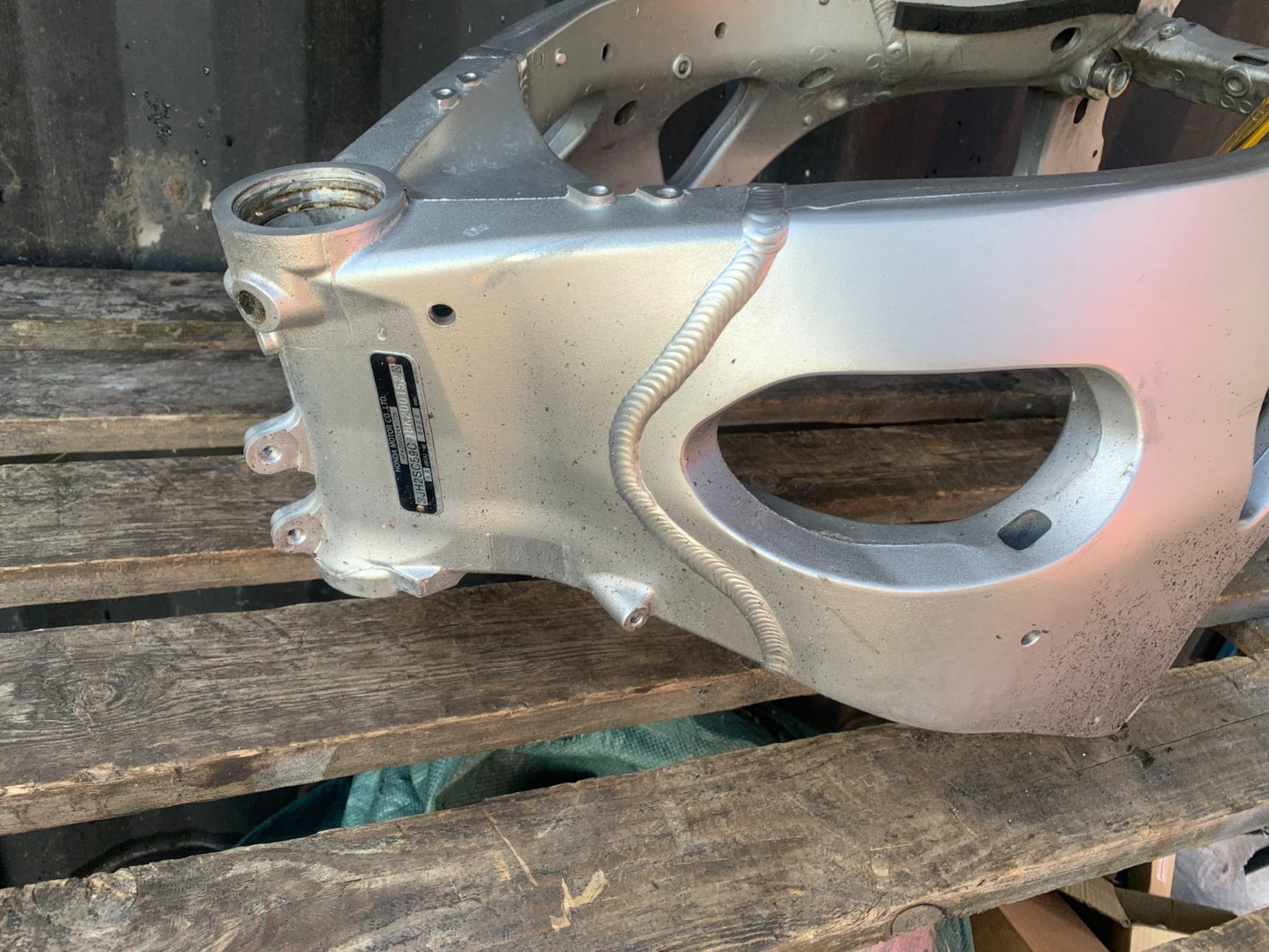 HONDA CBR1000 RR FRAME REG LOG BOOK YEAR 2008-2011  (CMB1330)