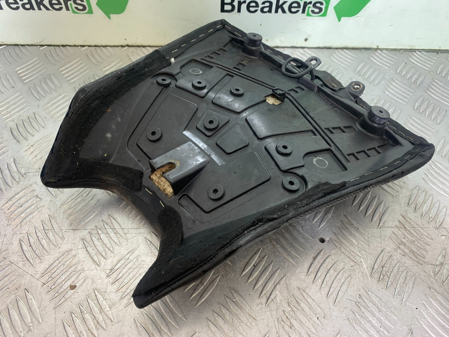 APRILIA TUONO 1000 V4 FRONT SEAT   YEAR 2013-2014  (CMB1239)