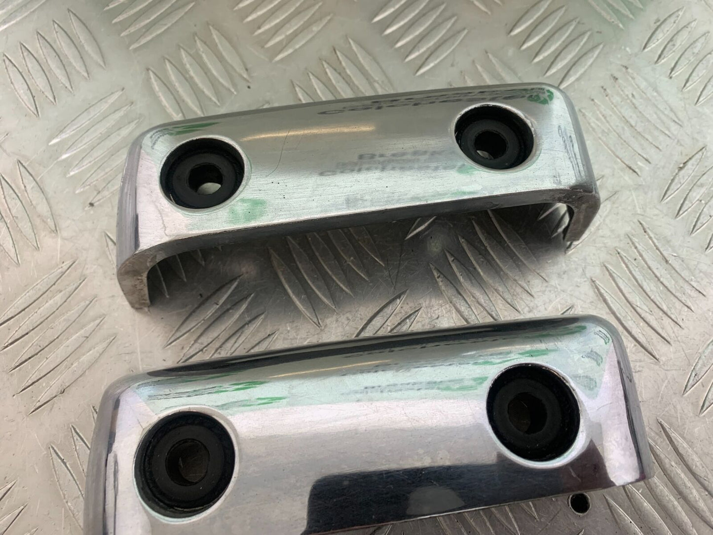 YAMAHA XV535 XV 535 VIRAGO CYLINDER HEAD COVERS  YEAR 1994-02 (CMB1044)