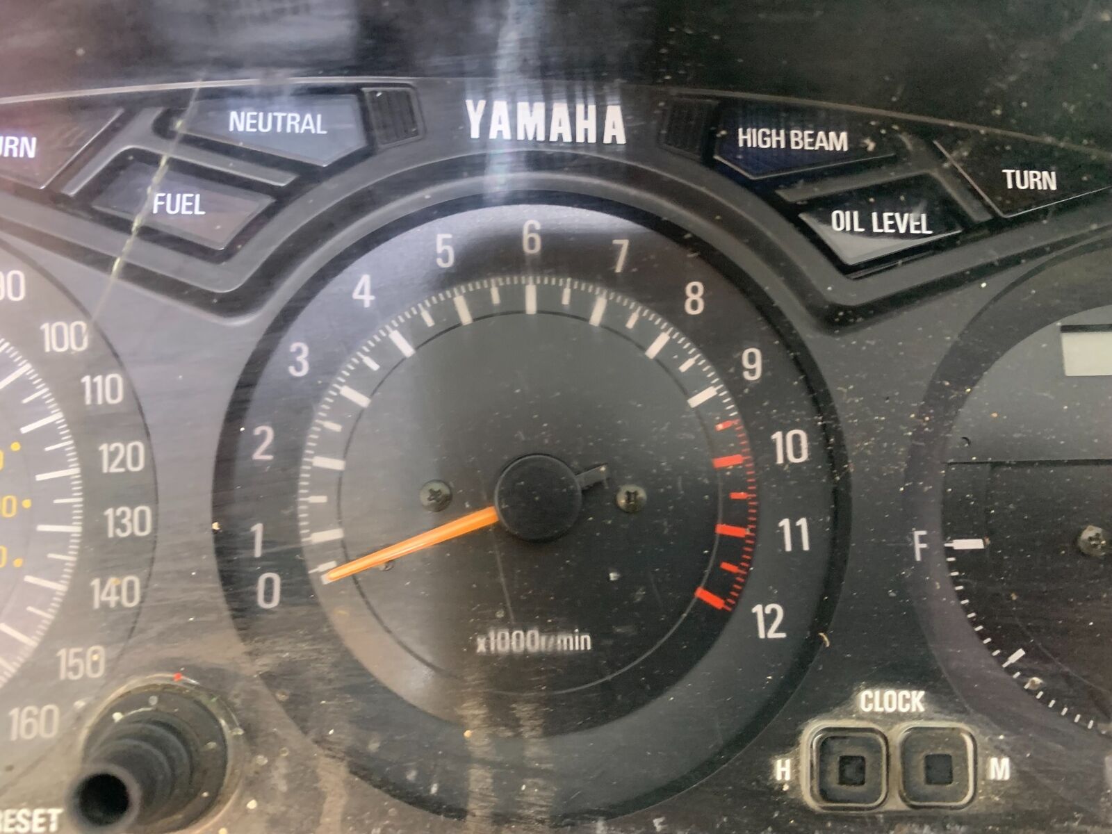 YAMAHA FJ1100 FJ 1100 CLOCKS SPEEDO DASH (SOLD AS PARTS) YEAR 1984-85 (CMB1101)