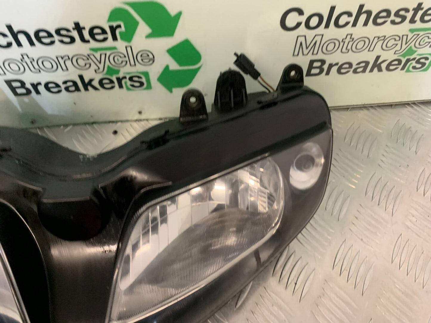 SUZUKI SV1000 SV 1000 K4 HEADLIGHT  YEAR 2004 (STOCK 990)