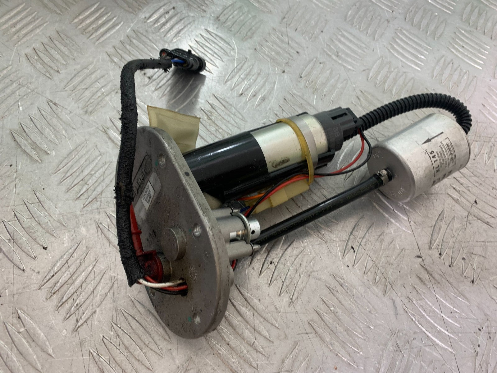 APRILIA SL750 SL 750 SHIVER PETROL PUMP  YEAR 2008-2016 (CMB1242)