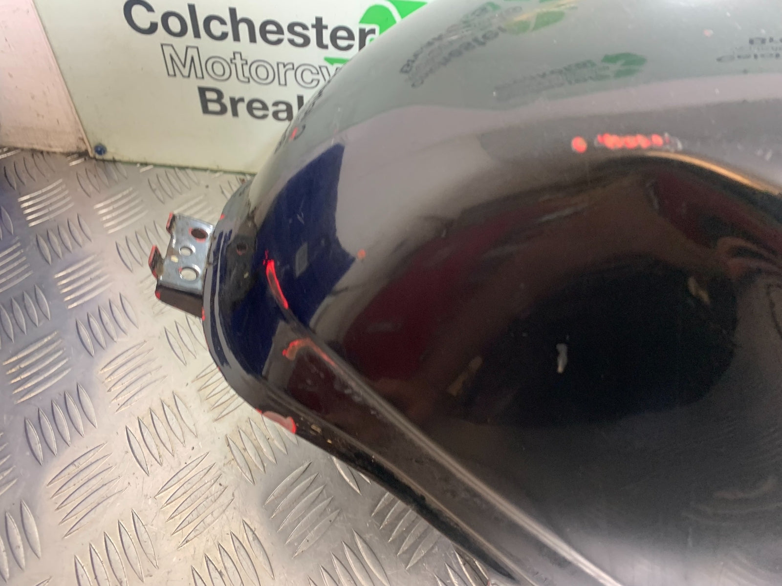 HONDA VFR750 VFR 750 F PETROL TANK   YEAR 1994-1997 (CMB1156)