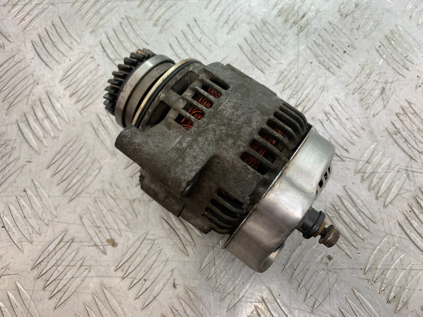 SUZUKI GSF1200 GSF 1200 BANDIT ALTERNATOR   YEAR 2001-2004 (CMB1188)