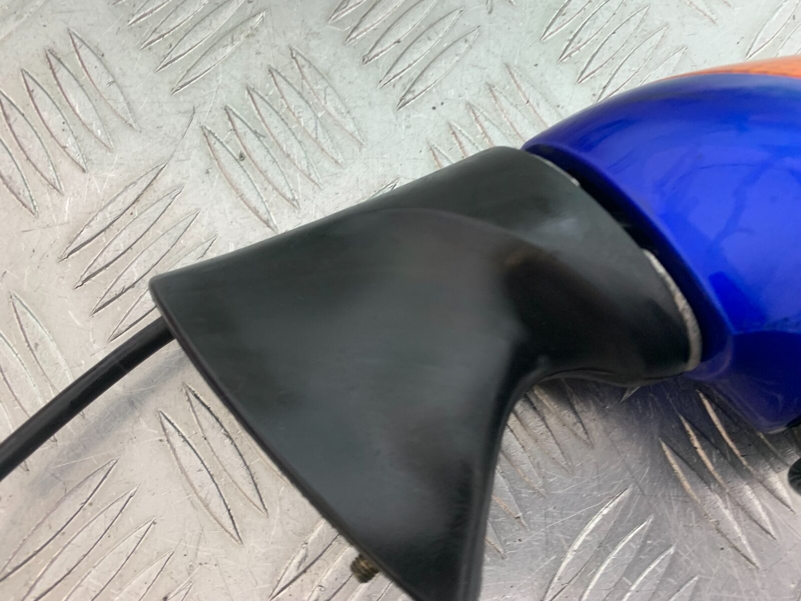 HONDA CBR1100 BLACKBIRD RIGHT MIRROR     YEAR 1999-2005 (CMB1103)