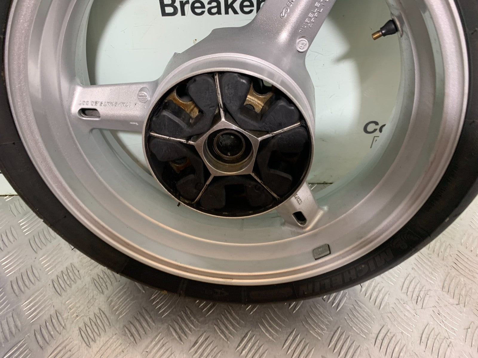 SUZUKI SV1000 SV 1000 S REAR WHEEL   YEAR 2003-2007 (CMB1293)
