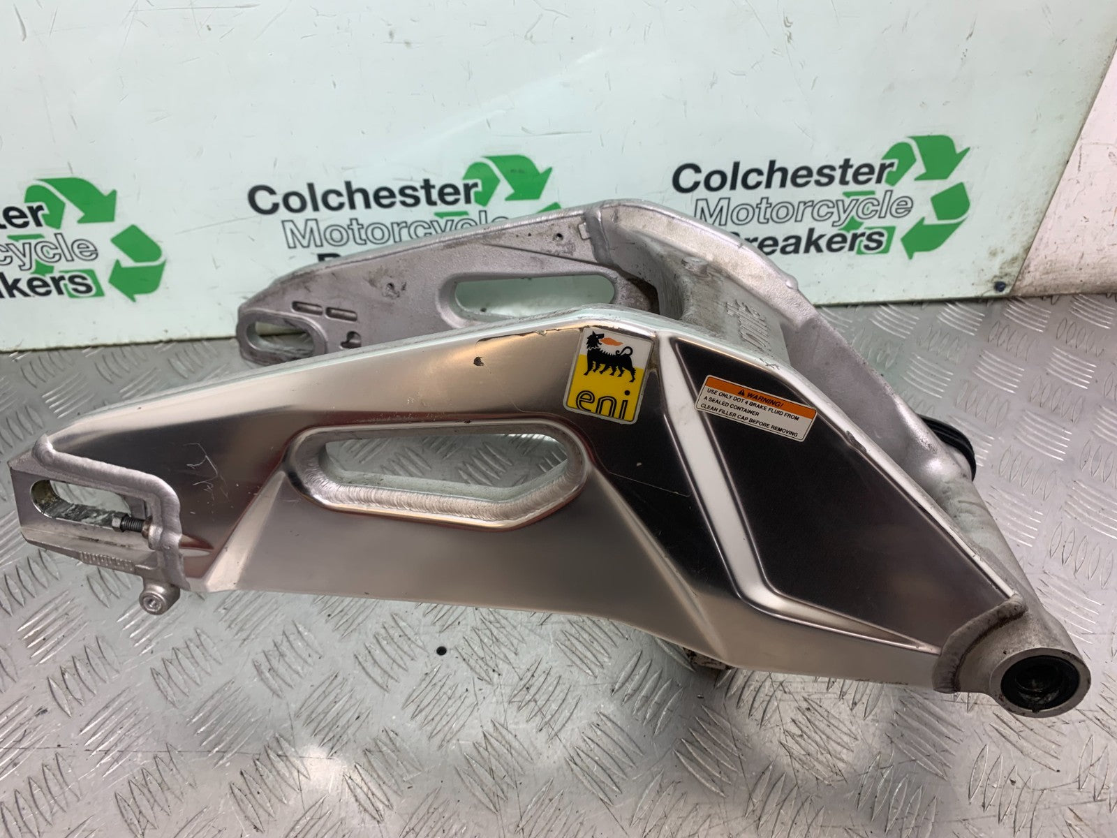 APRILIA TUONO 1000 V4R SWINGARM  YEAR 2011-13  (CMB1331)
