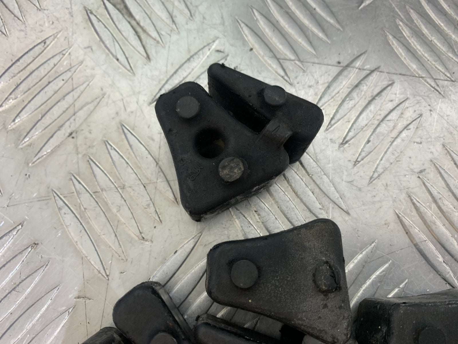 HONDA CBR500R CBR 500 R CUSH DRIVE RUBBERS    YEAR 2012-16 (CMB1151)