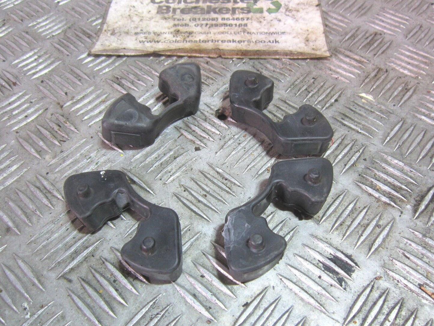 KAWASAKI ZX9R ZX9 ZX9E CUSH DRIVE RUBBERS  YEAR 2001