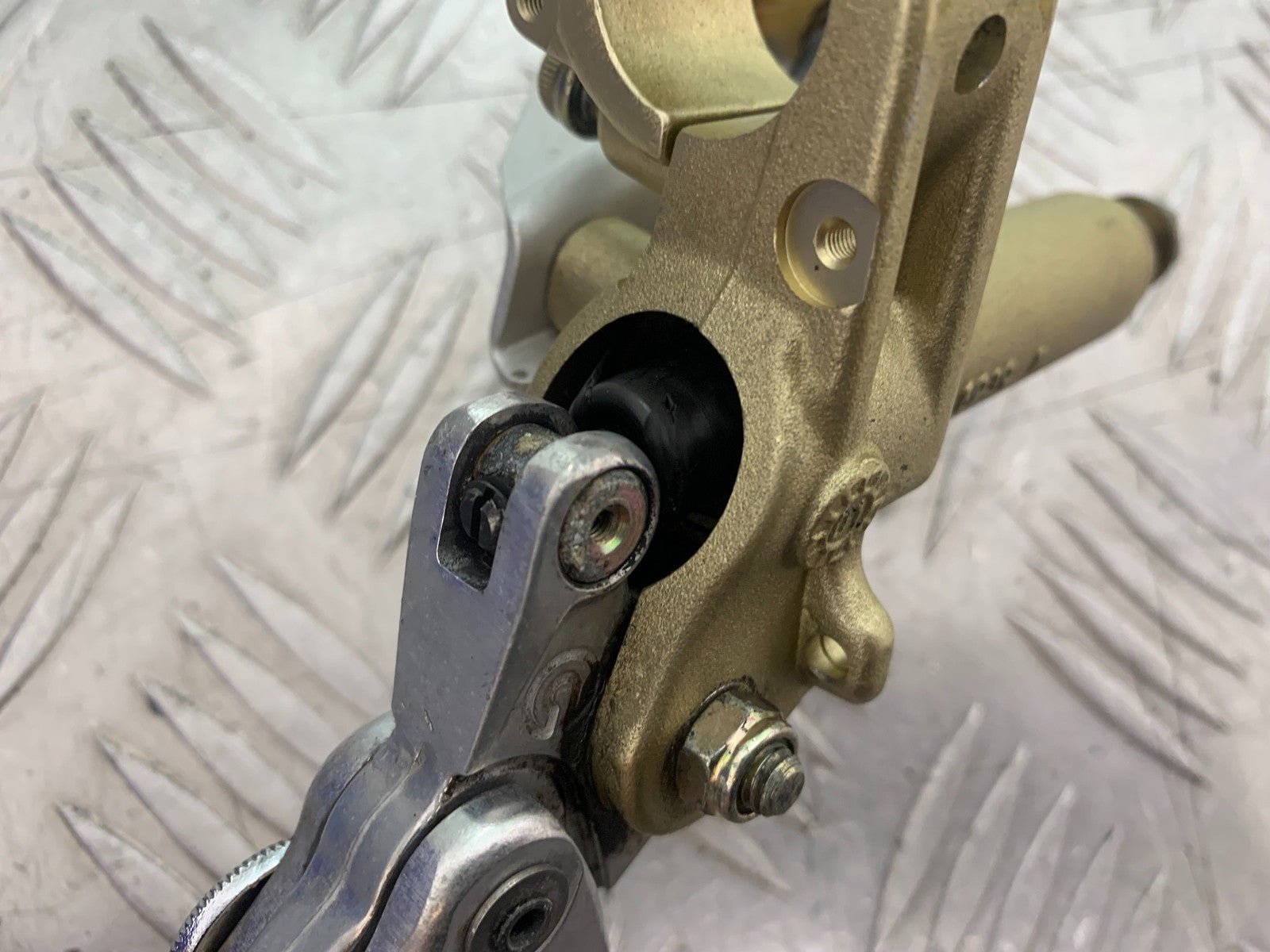 DUCATI 996 SPS 748 916 998 CLUTCH MASTER CYLINDER   1999-2000 (CMB1209)