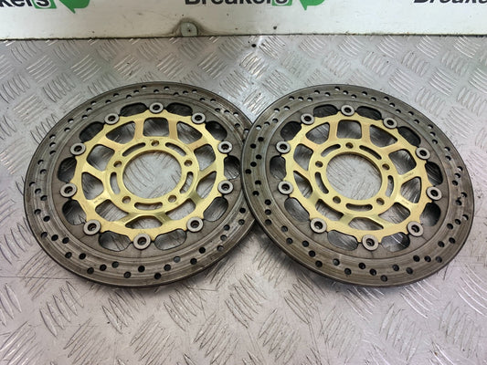 TRIUMPH 1050 SPEED TRIPLE FRONT BRAKE DISCS  YEAR 2005-2007 (CMB1322)