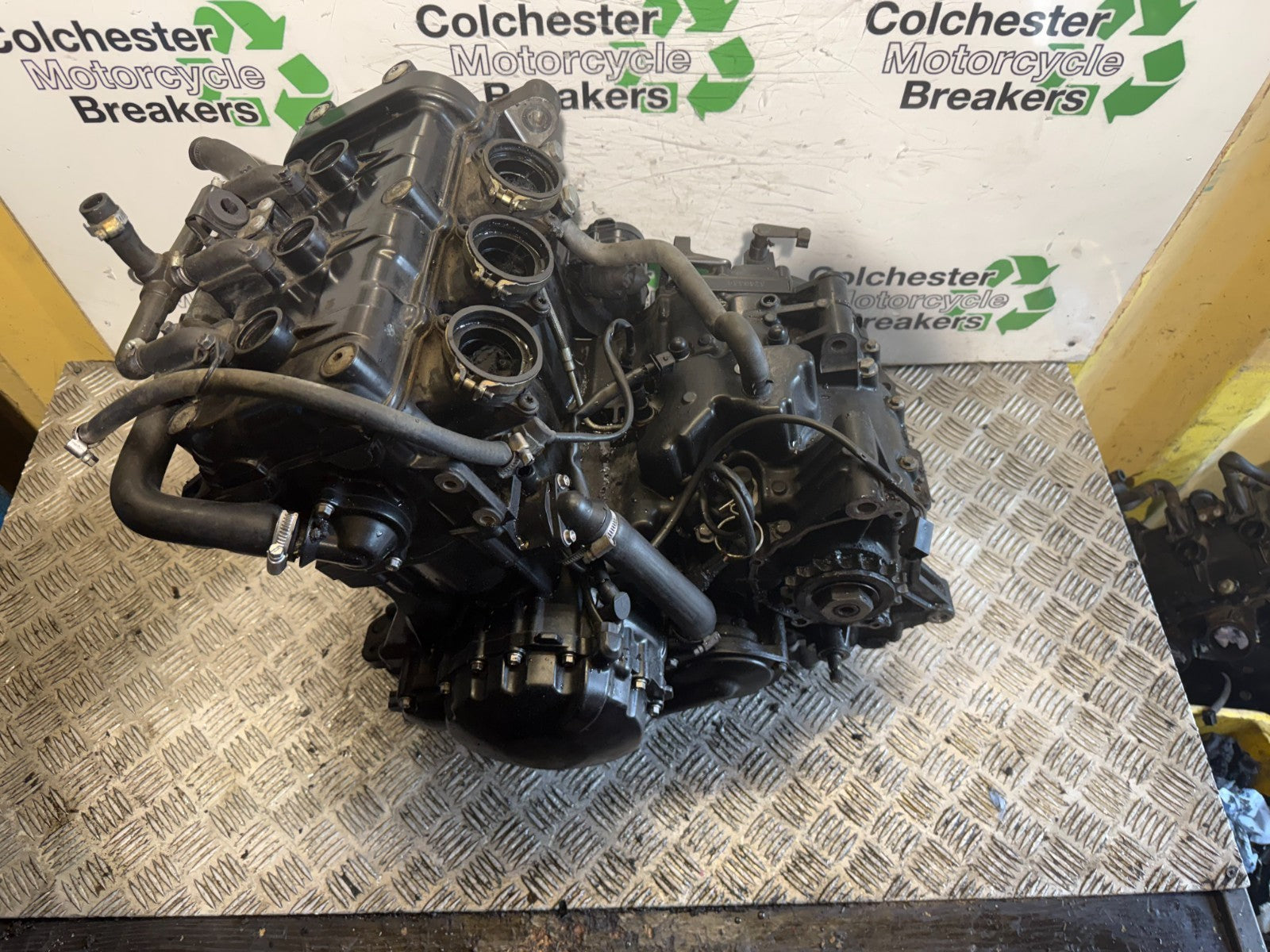 TRIUMPH 1050 SPEED TRIPLE ENGINE YEAR 2005-2007 (CMB1322)