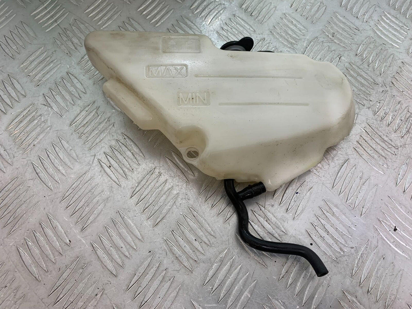TRIUMPH THUNDERBIRD 1600 COOLANT BOTTLE YEAR 2011 (CMB1107)