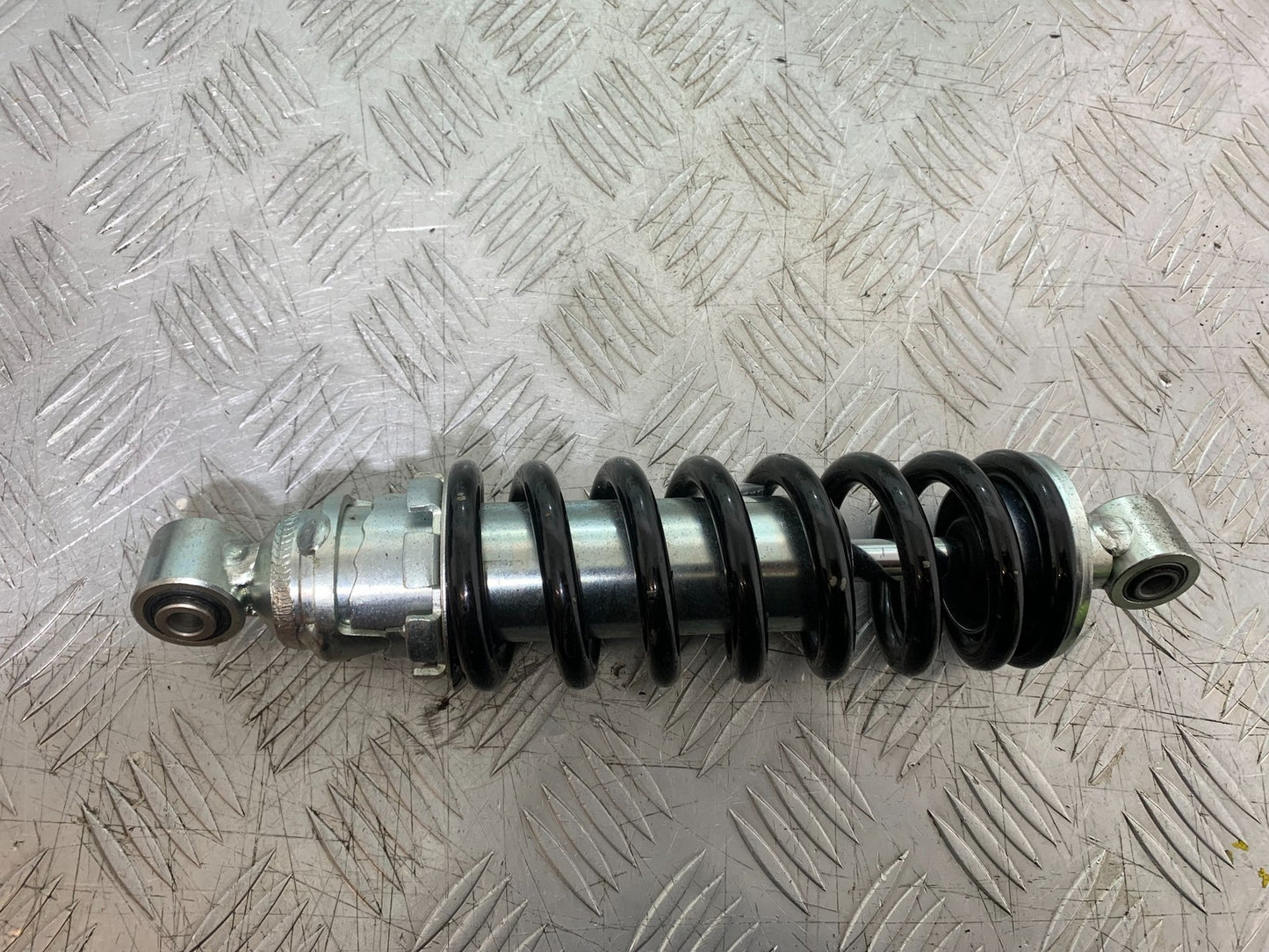 TRIUMPH TRIDENT 660 REAR SHOCK YEAR 2021-2024 (CMB1295)