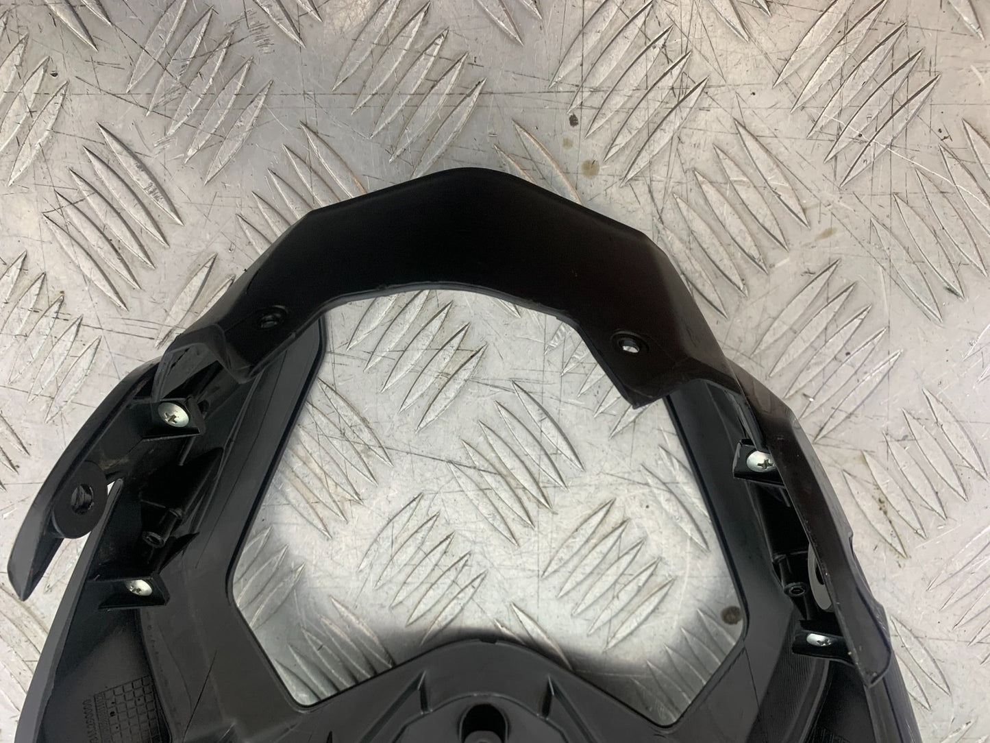 BENELLI BN125 BN 125 HEADLIGHT COWL  YEAR 2018-2021 (CMB1194)