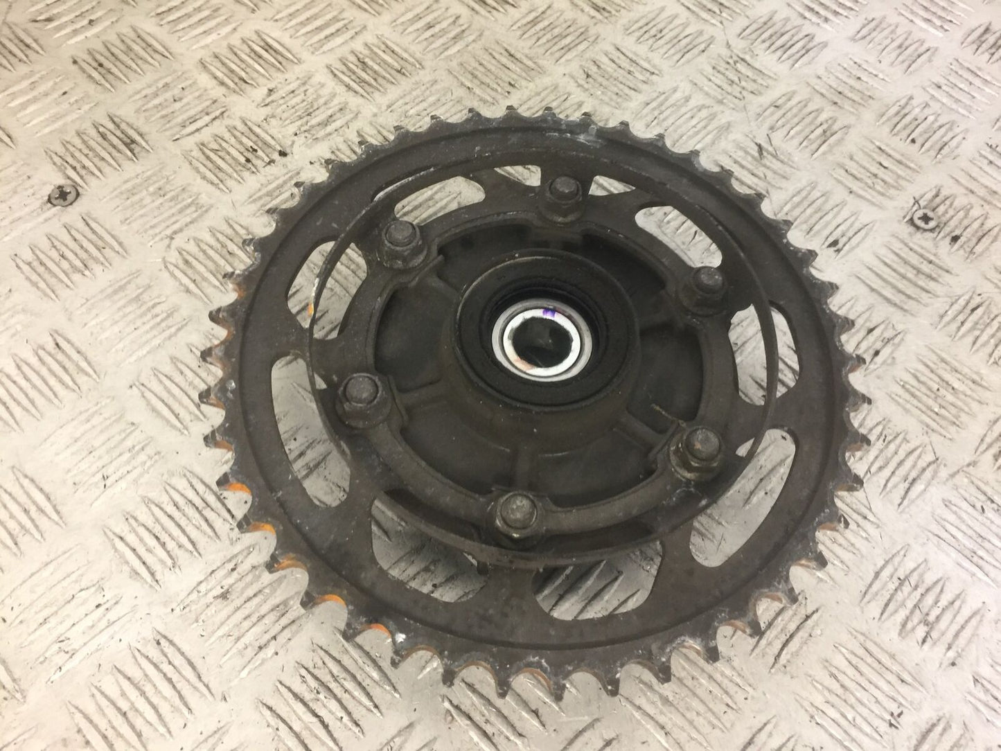 YAMAHA MT09 MT-09 TRACER REAR SPROCKET CARRIER   YEAR 2017 (STOCK 663)