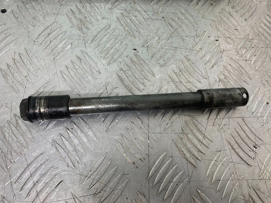 HONDA VFR800 PRE V-TEC FRONT WHEEL SPINDLE  YEAR 1998-2001 (CMB1233)