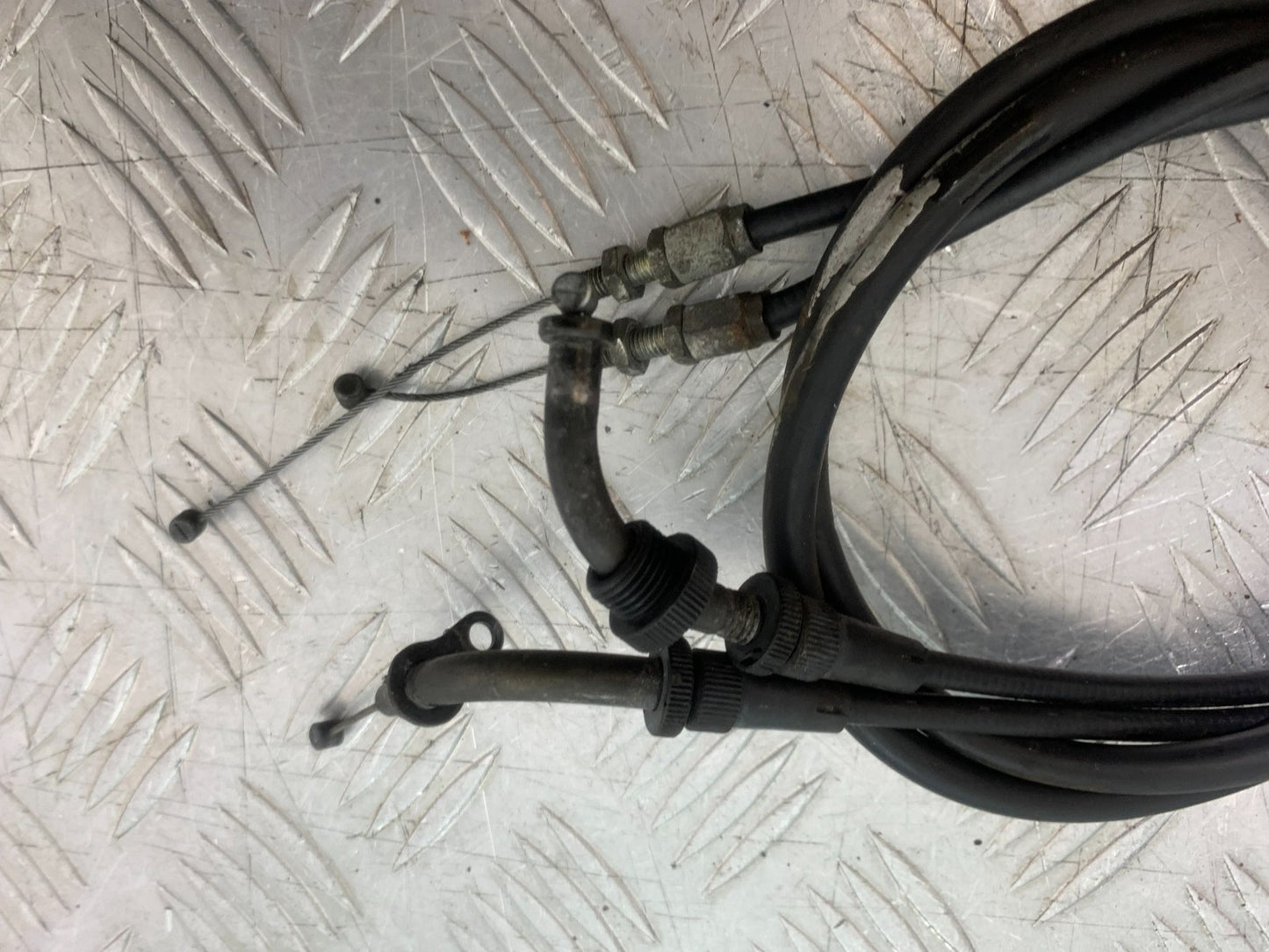 SUZUKI GS500 GS 500 THROTTLE CABLES  YEAR 2001-2008 (CMB1254)
