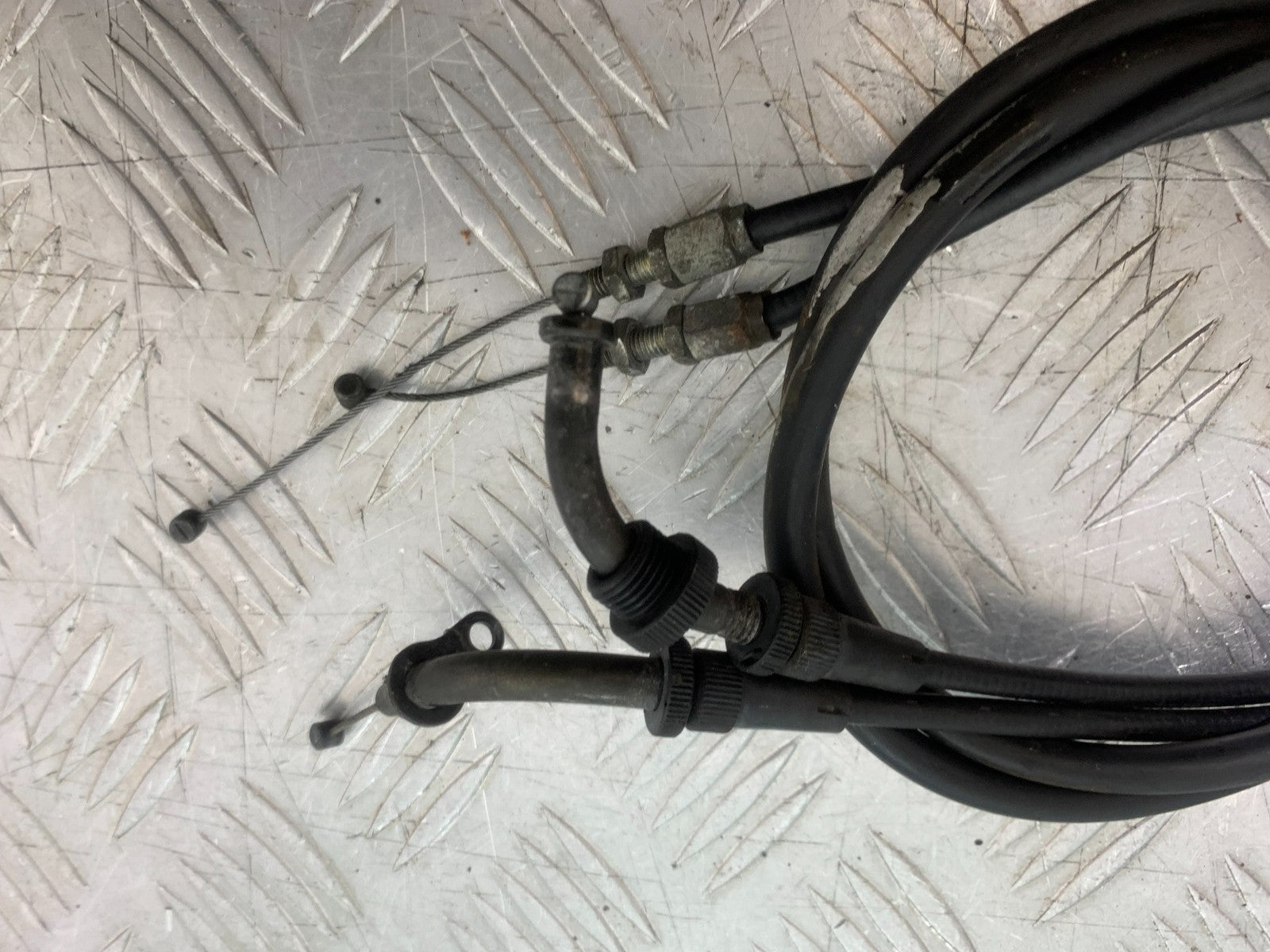 SUZUKI GS500 GS 500 THROTTLE CABLES  YEAR 2001-2008 (CMB1254)