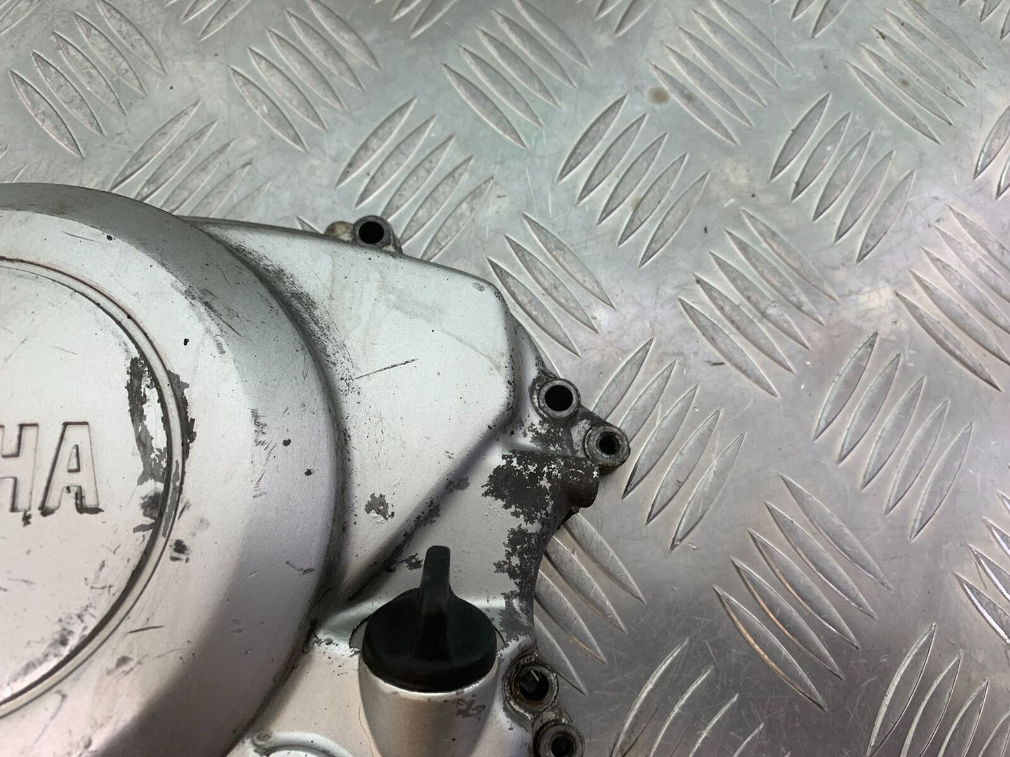 YAMAHA XT125X XT125 X CLUTCH COVER  YEAR 2008 (STOCK 857)