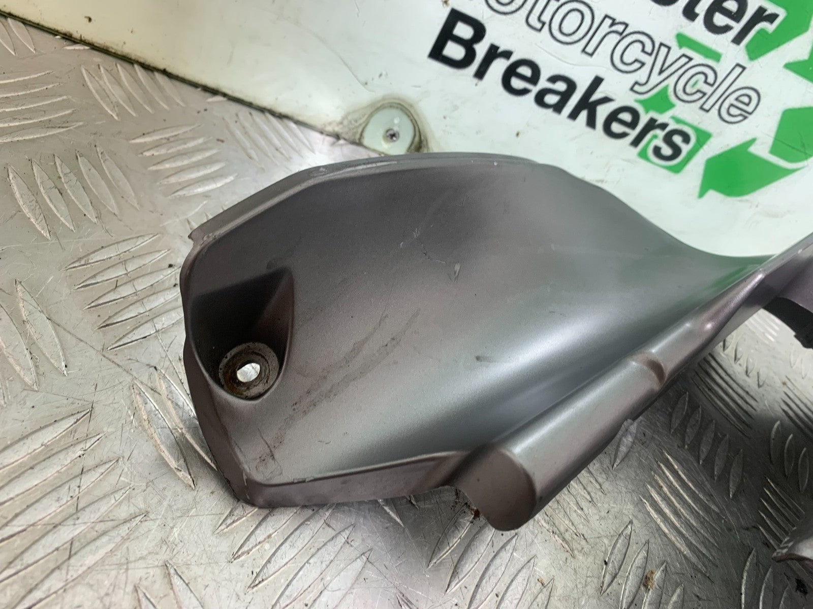 KYMCO CK1 125 TANK INFILL FAIRING PANEL YEAR 2014 - 2016 (CMB1181)
