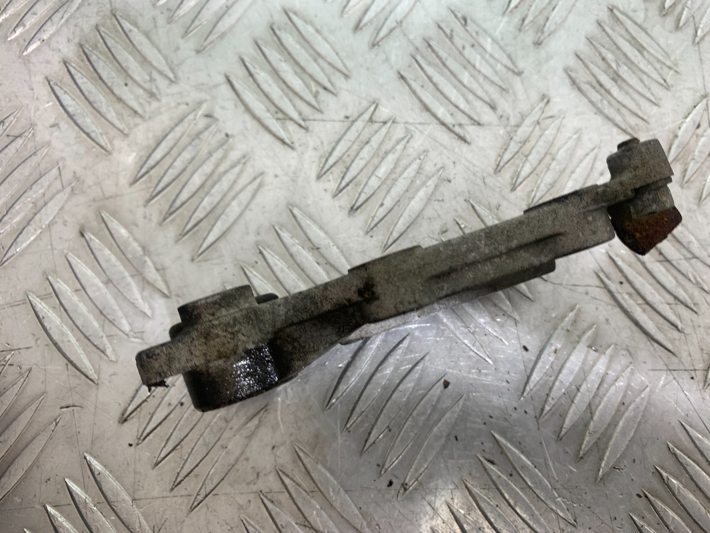 KAWASAKI Z125 Z 125 REAR CALIPER BRACKET   YEAR  2018-2023 (CMB1167)