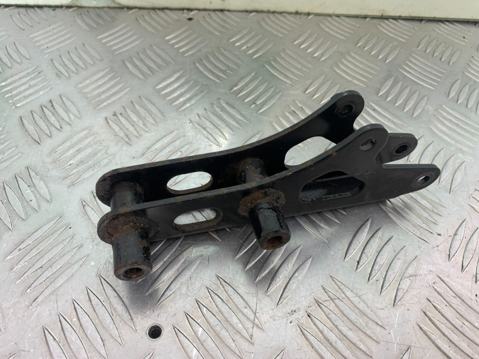 HONDA VT1100 C SHADOW SPIRIT FRAME BRACKET  2002-2003 (CMB1035)