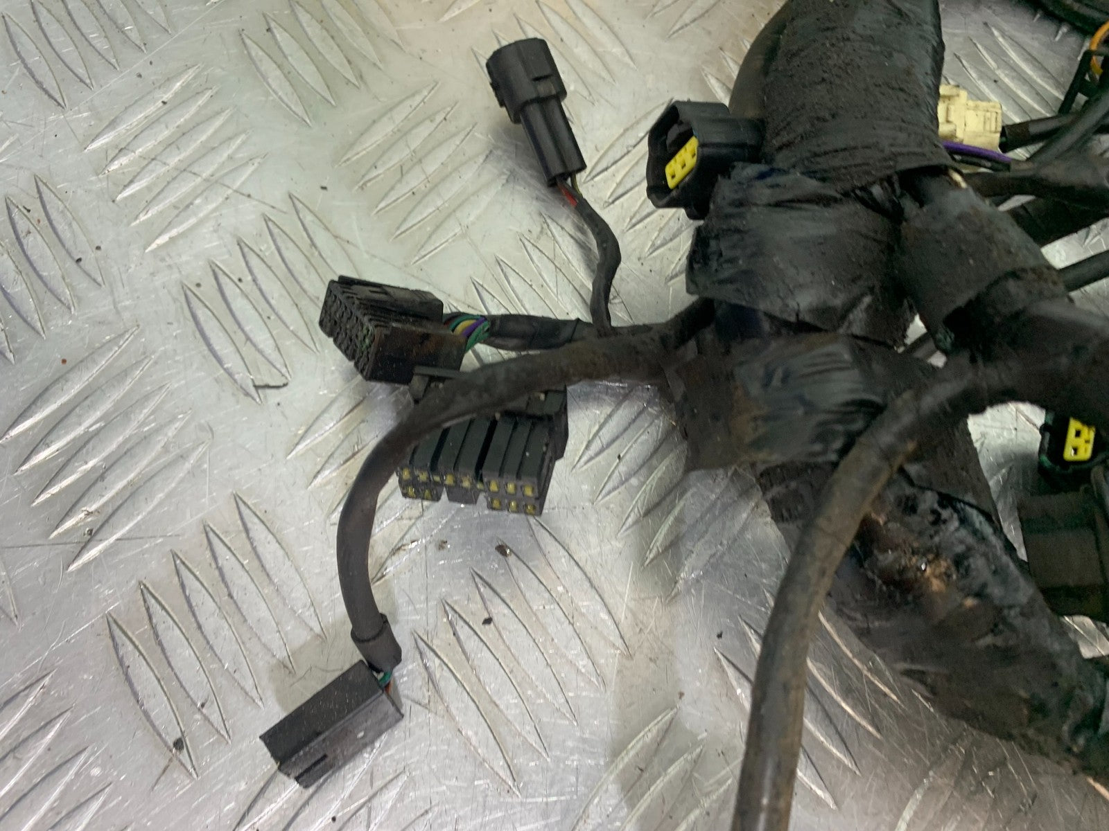 TRIUMPH 955i SPRINT ST WIRING LOOM  YEAR 1999-04 (CMB1230)