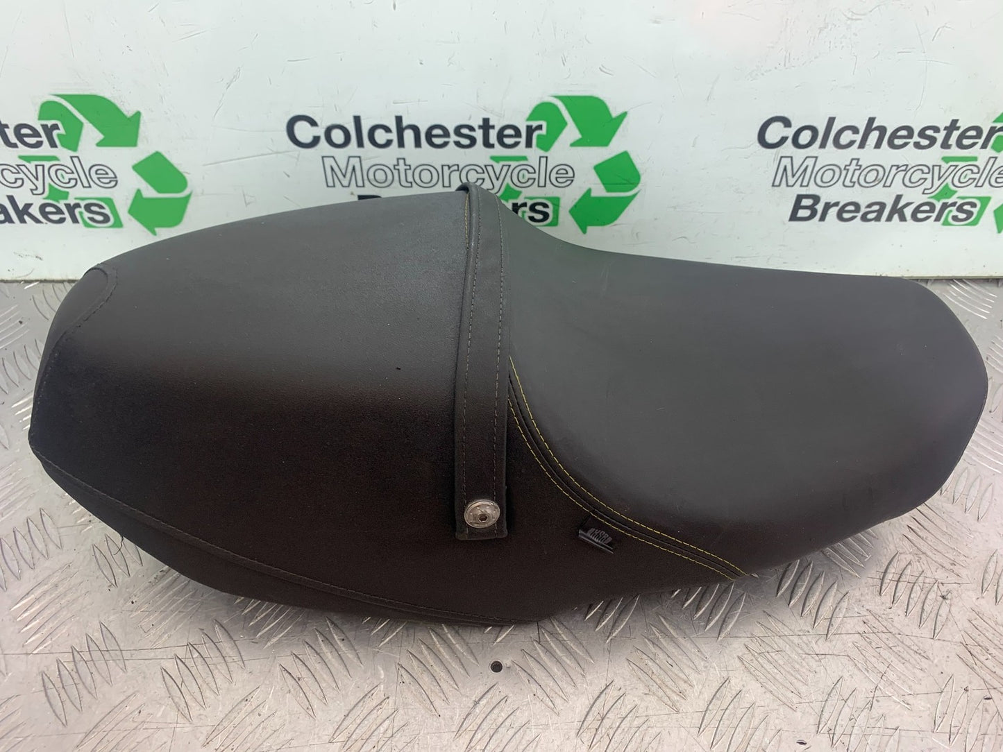 YAMAHA XSR900 XSR 900 SEAT  YEAR 2022-2024 (CMB1215)