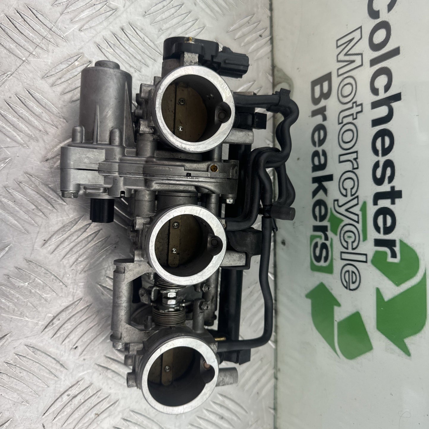 TRIUMPH TROPHY 1215 SE THROTTLE BODIES  YEAR 2012-2017 (STOCK 567)