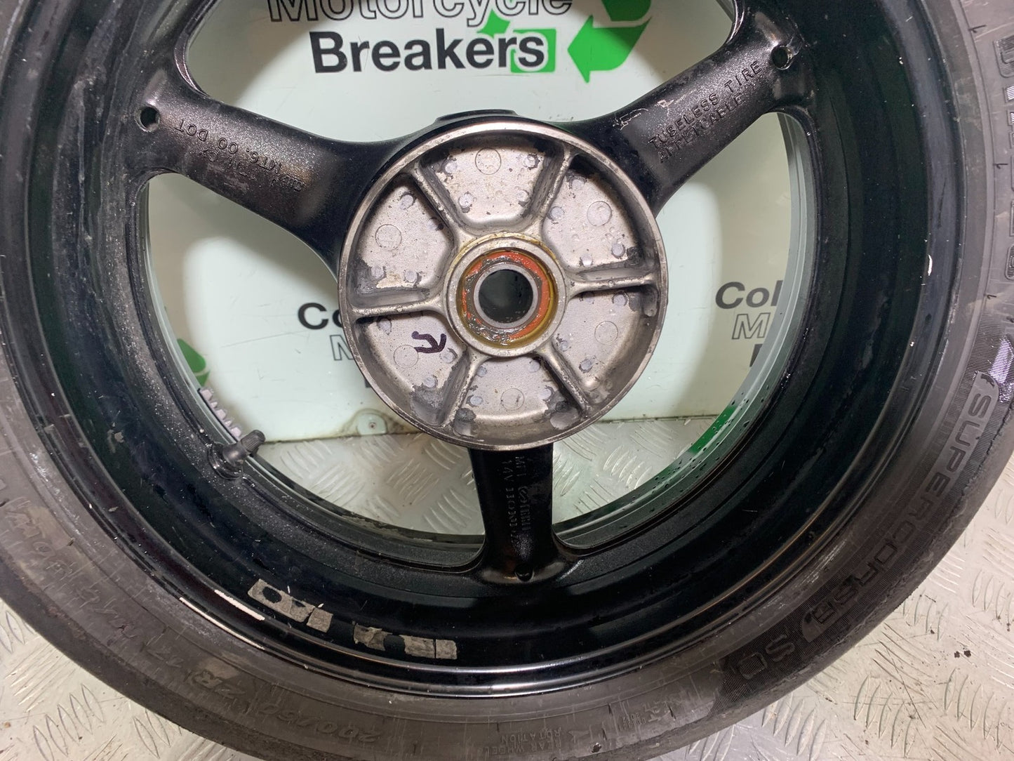 HONDA CBR1000 rr FIREBLADE REAR WHEEL   2008-2011 (CMB1253)
