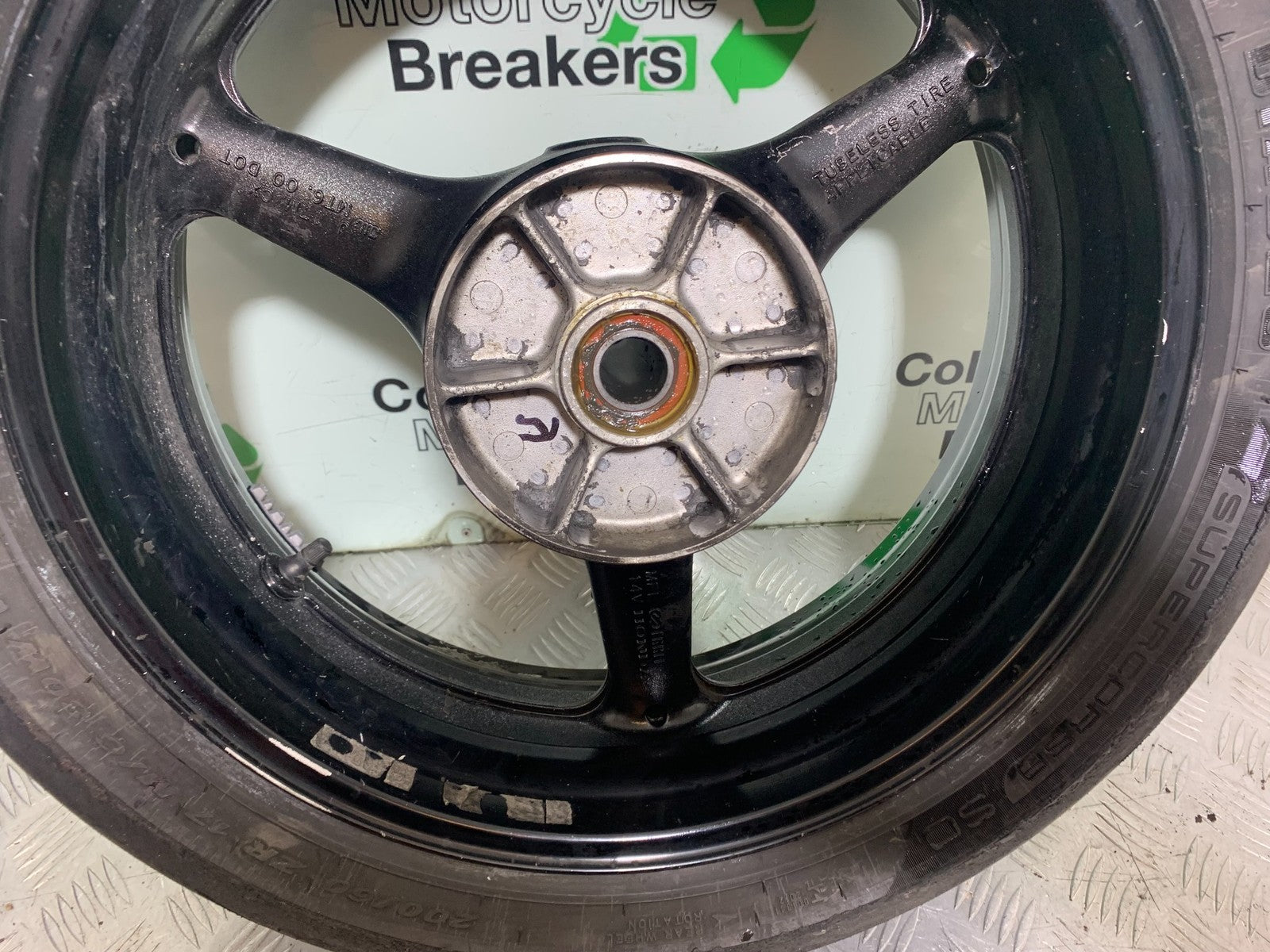 HONDA CBR1000 rr FIREBLADE REAR WHEEL   2008-2011 (CMB1253)