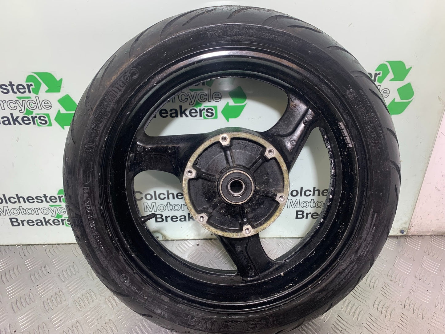HONDA CBR1100 BLACKBIRD REAR WHEEL  YEAR 1999-2005 (CMB1232)