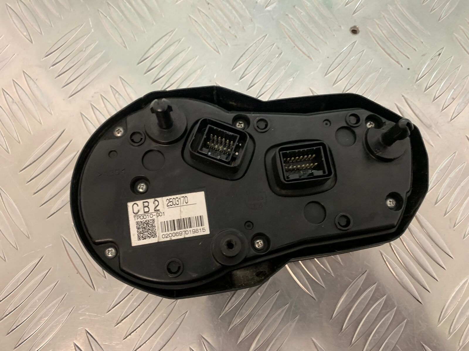 TRIUMPH TIGER 800 XCA CLOCKS SPEEDO DASH  YEAR 2015-2017 (STOCK 940)