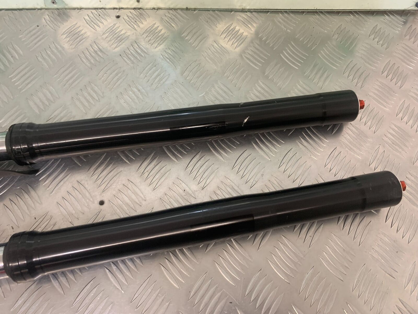 TRIUMPH 675 STREET TRIPLE RX FORKS  YEAR 2015-2017  (STOCK 971)