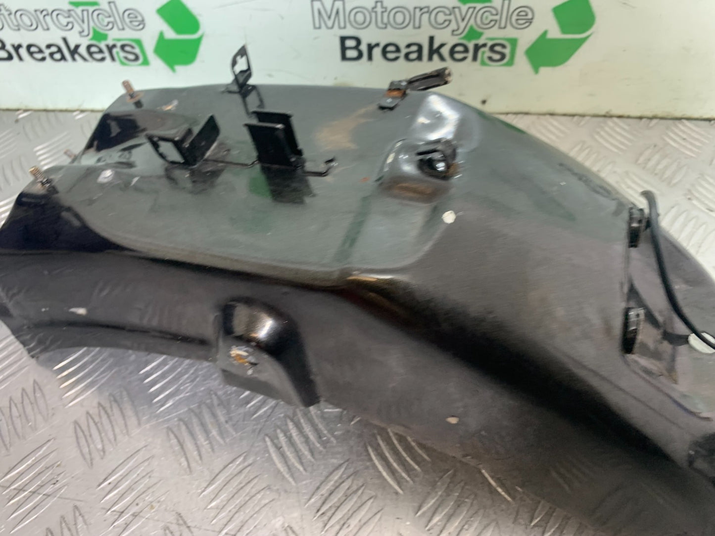 HONDA VT700 VT 700 SHADOW REAR MUDGUARD  YEAR 1984-85 (CMB1328)
