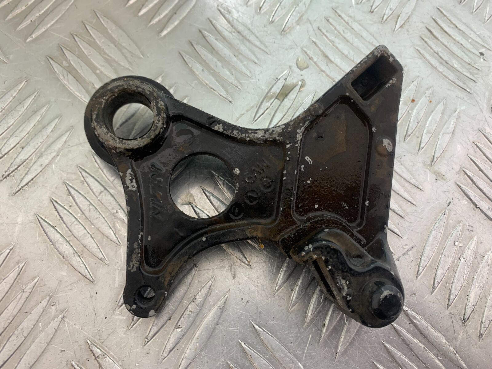 HONDA CBR600 CBR 600 F2 REAR CALIPER BRACKET YEAR 1991-1993 (CMB1114)