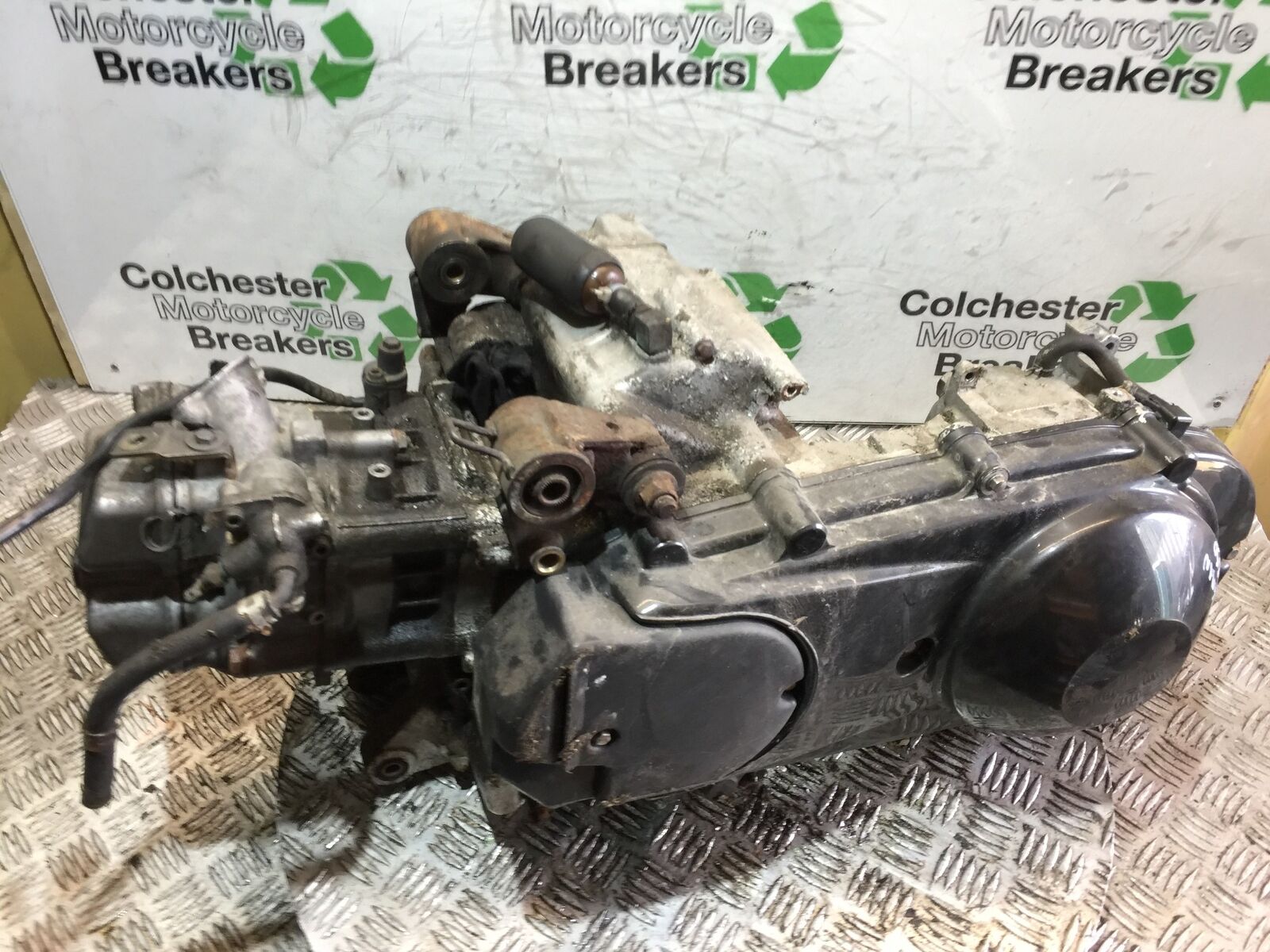 SUZUKI AN 250 BURGMAN ENGINE  YEAR 1999  (STOCK 881)