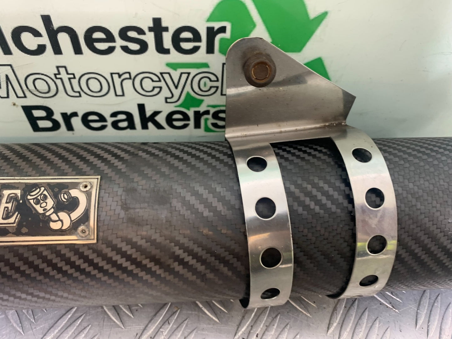YAMAHA YZF1000 THUNDERACE RENEGADE CARBON SILENCER   YEAR 1997-2000 (CMB1204)
