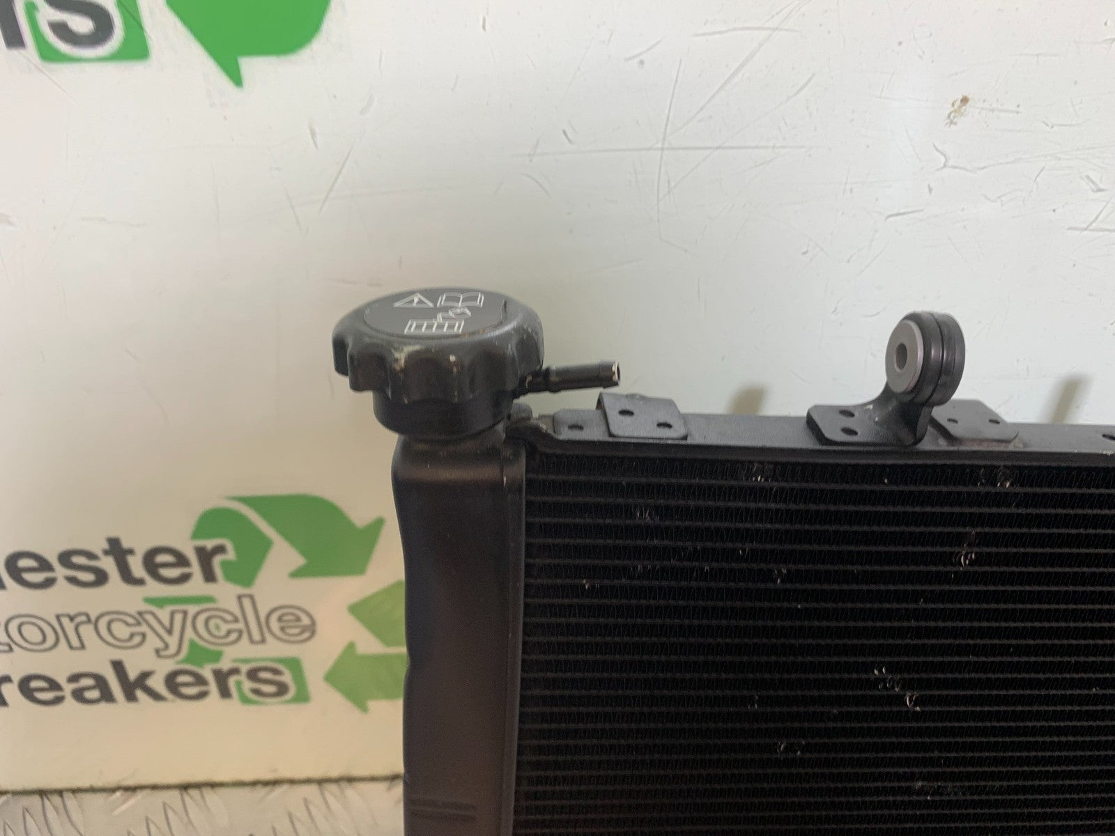 TRIUMPH TRIDENT 660 RADIATOR  YEAR 2021-2024 (CMB1295)