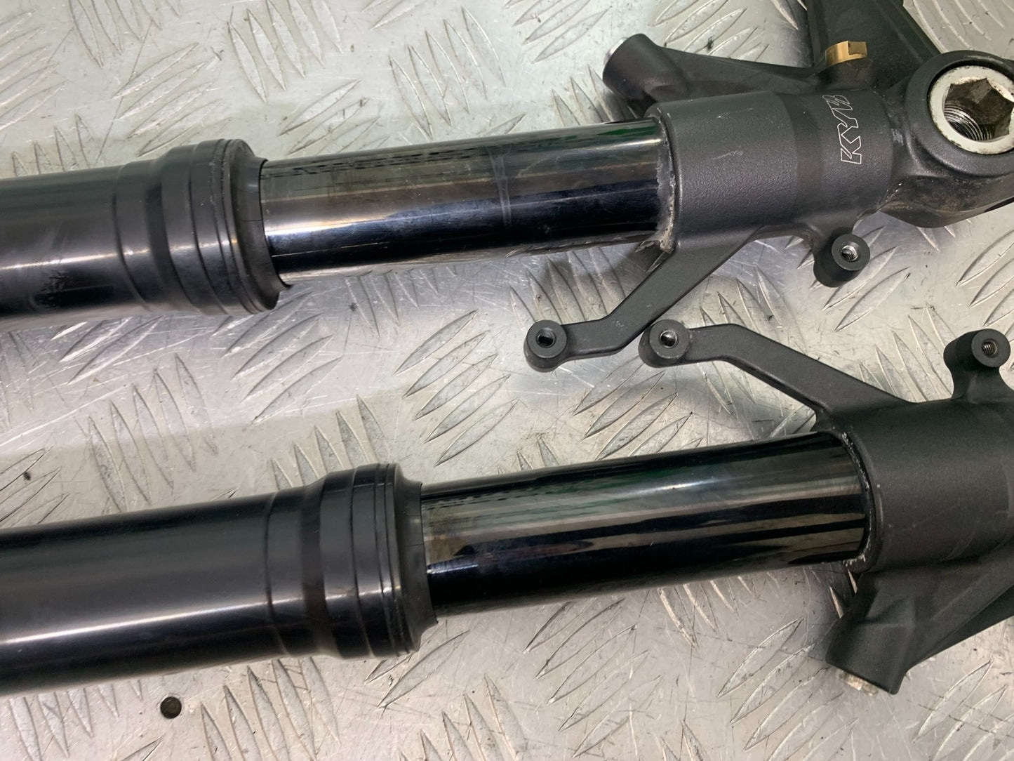 KAWASAKI ZX10R ZX10 R FORKS 2008-2010 (CMB1301)
