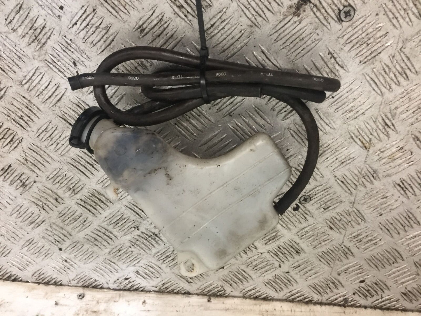 HONDA CBR600 CBR 600 COOLANT BOTTLE  YEAR 1996 (STOCK 798)