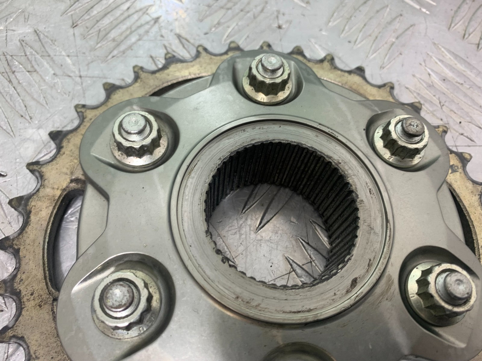 DUCATI 1198 S SPROCKET CARRIER  YEAR 2009-2011 (CMB1219)